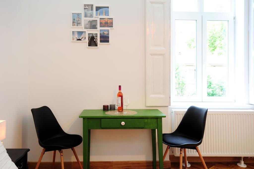 Stylish Apartman Szeged Buitenkant foto